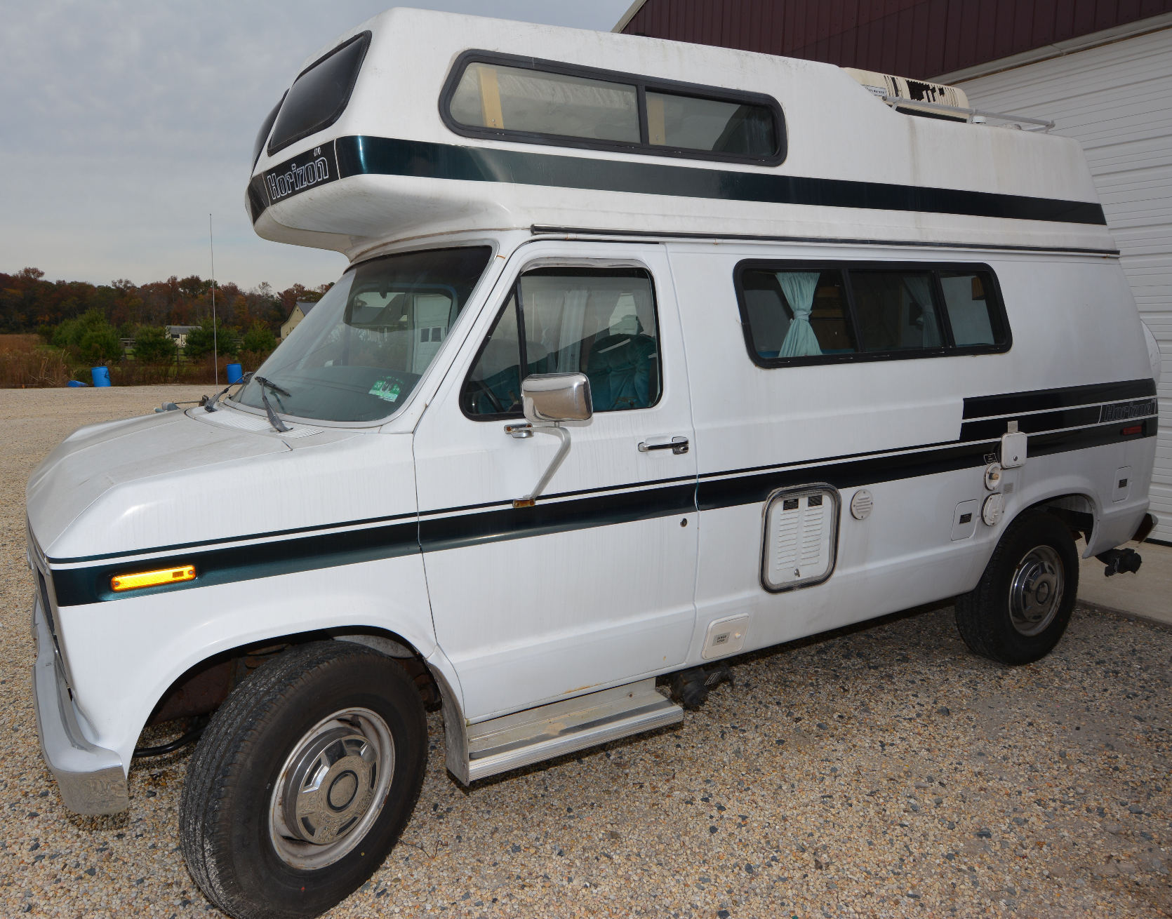 11-21-14 Ford Camper Van-Tabletops-5