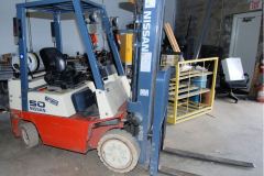 8-19-10-Nissan Forklift