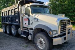 8-29-19-4-2017-Mack-Granite-GU713-Mack-MP8-425-HP-Dump-Truck