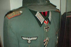 12-11-2004-German-Col-72ND-Artillery-Uniform